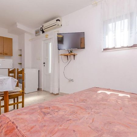 Apartments Kursan Trogir Exterior foto