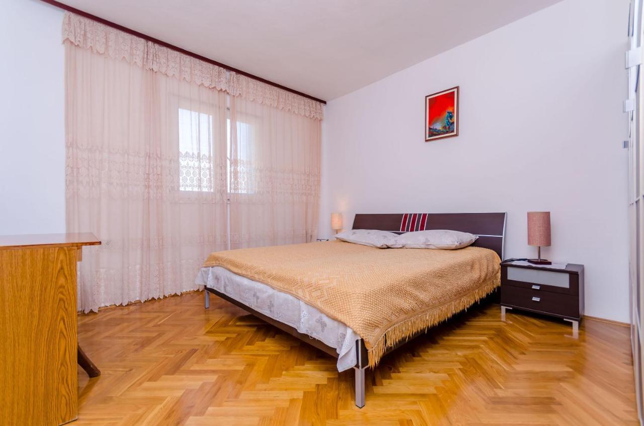 Apartments Kursan Trogir Exterior foto