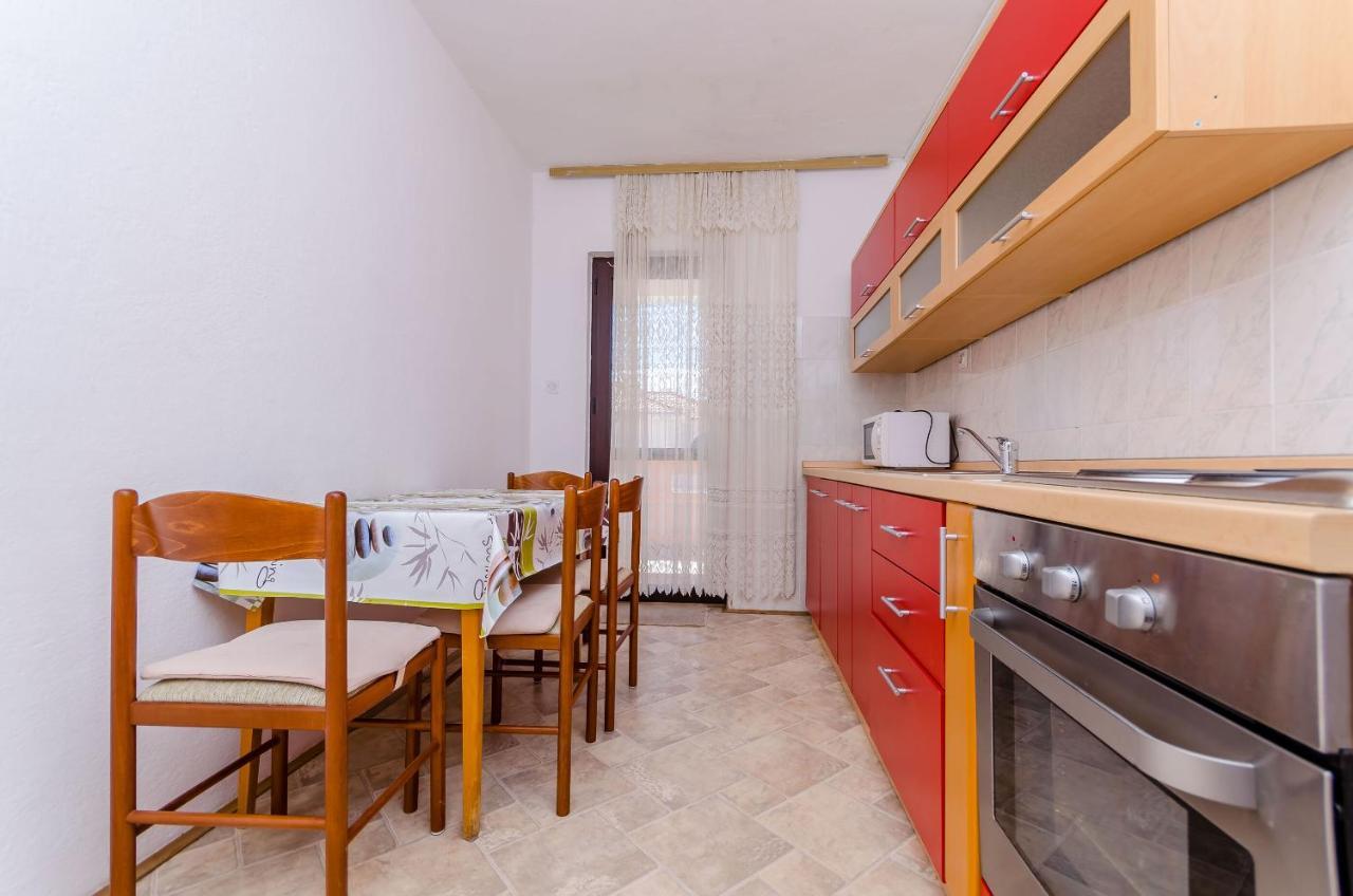 Apartments Kursan Trogir Exterior foto